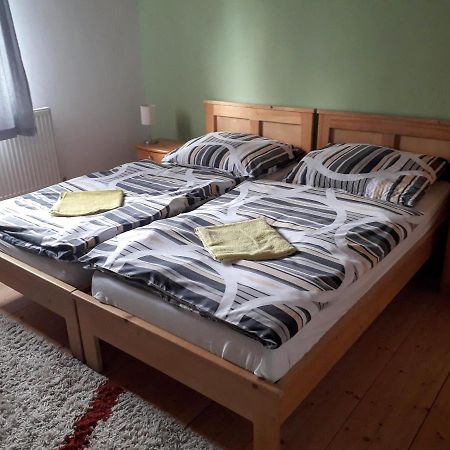 Penzion Na Strelnici Podebrady Bagian luar foto