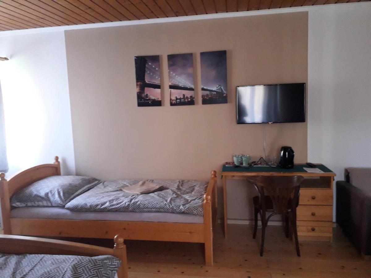 Penzion Na Strelnici Podebrady Bagian luar foto